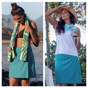Rip Skirt Hawaii Playa Ocean Teal & White Beach CoverUp Wrap Skirt Size XS